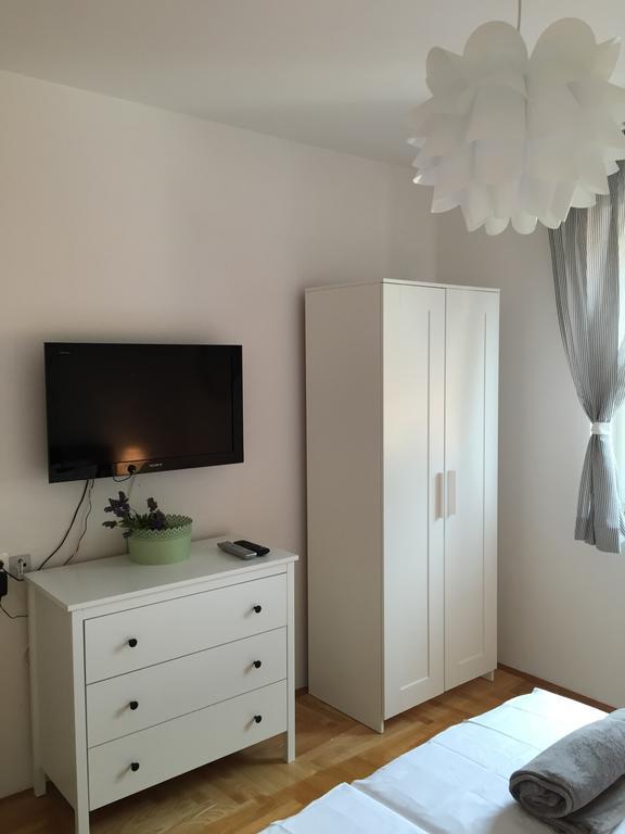 Apartments Papalinna By Moro Malinska Quarto foto